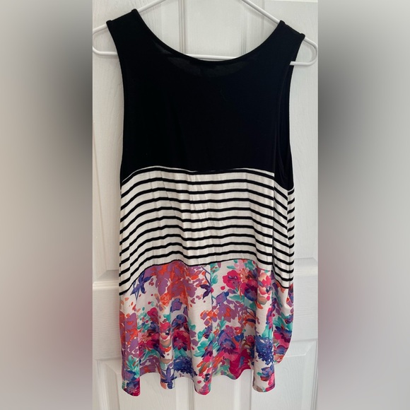 Women’s Long Sleeveless Top, Size Small (oversized) NWOT - Picture 3 of 3